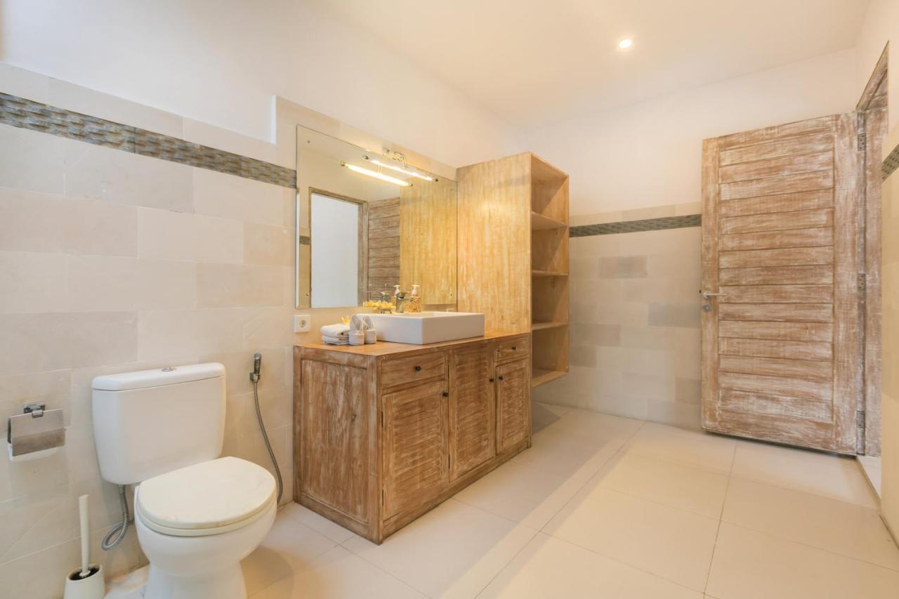Villa Briana Seminyak By Villas R Us Екстериор снимка