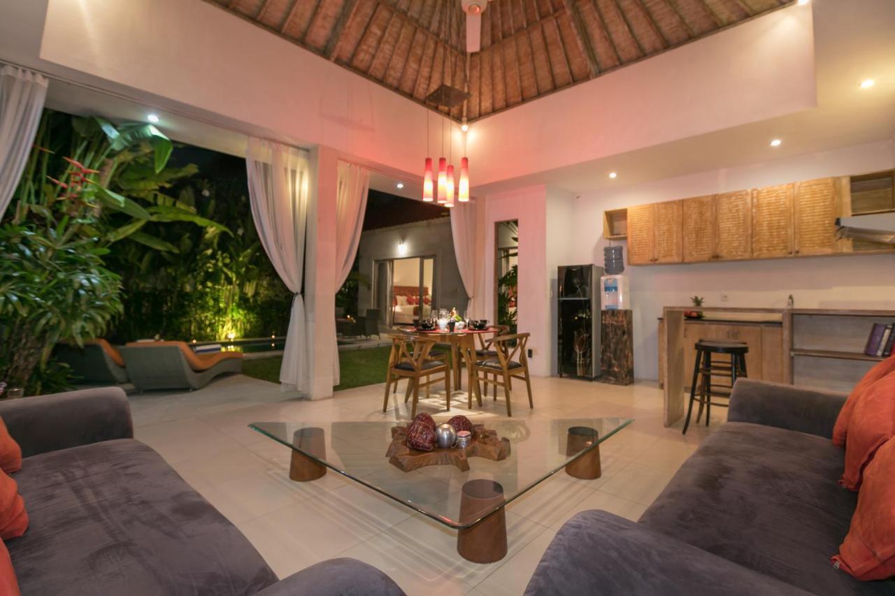 Villa Briana Seminyak By Villas R Us Екстериор снимка