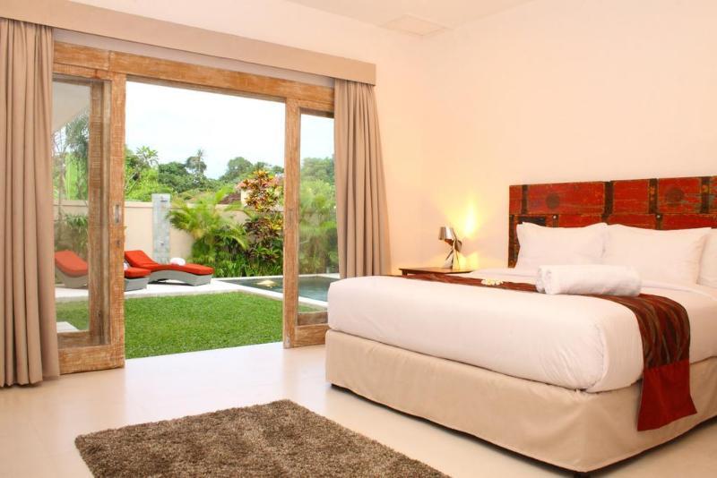 Villa Briana Seminyak By Villas R Us Екстериор снимка